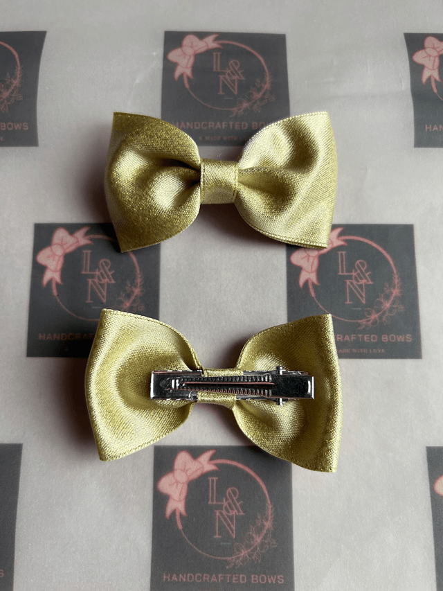 Gold Ribbon 
