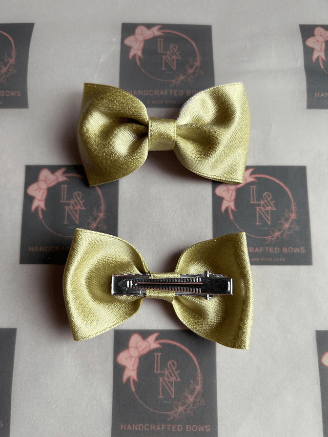 Gold Ribbon 